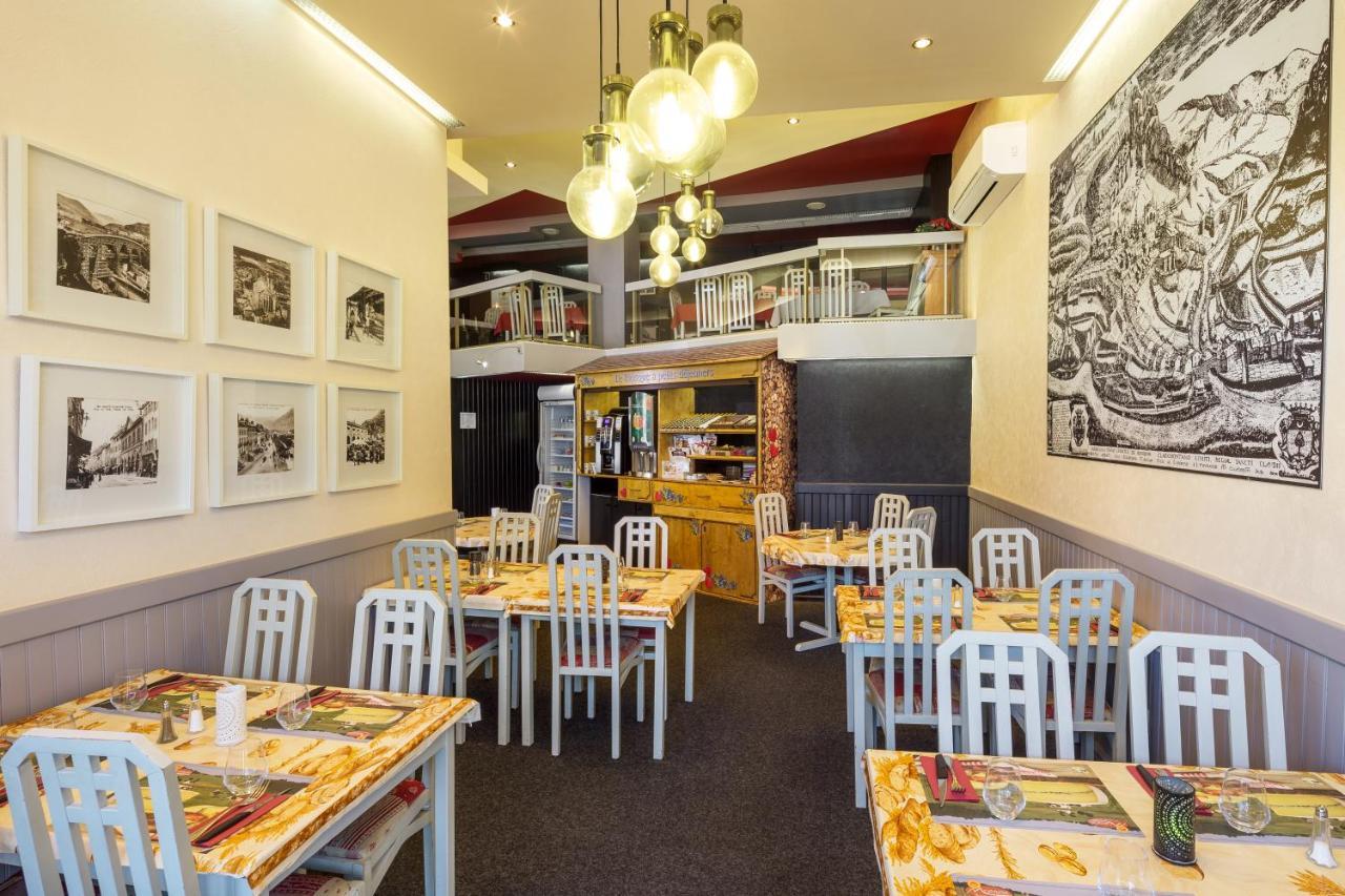 Hotel Saint-Hubert Exteriör bild