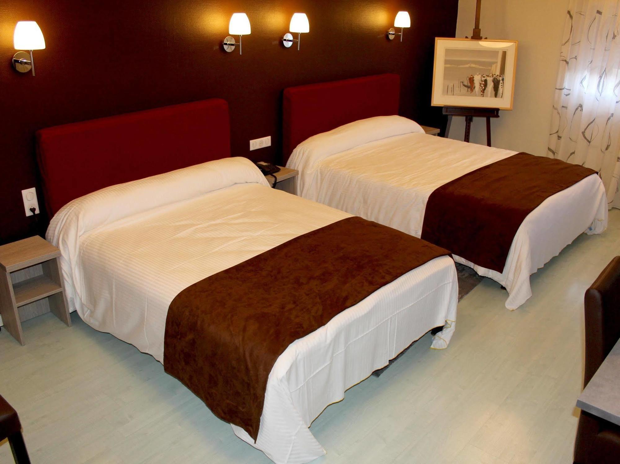 Hotel Saint-Hubert Exteriör bild